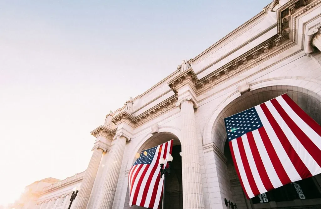 FCC headquarters representing US IoT cybersecurity policy